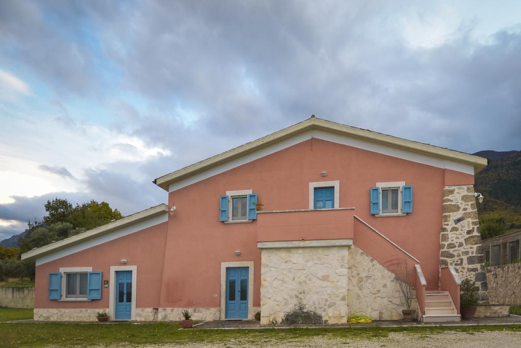 La Masseria Di Villa Giulia Tocco da Casauria Buitenkant foto